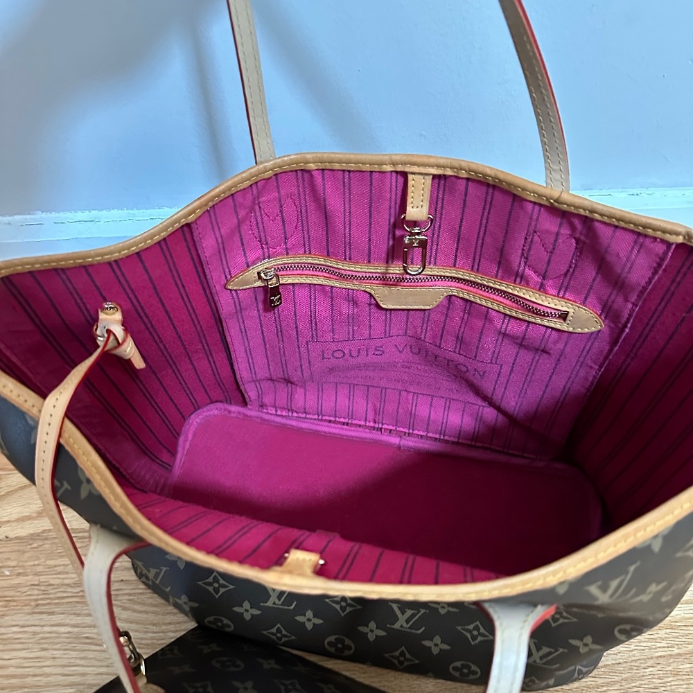 Louis Vuitton Monogram Neverfull MM - image 7